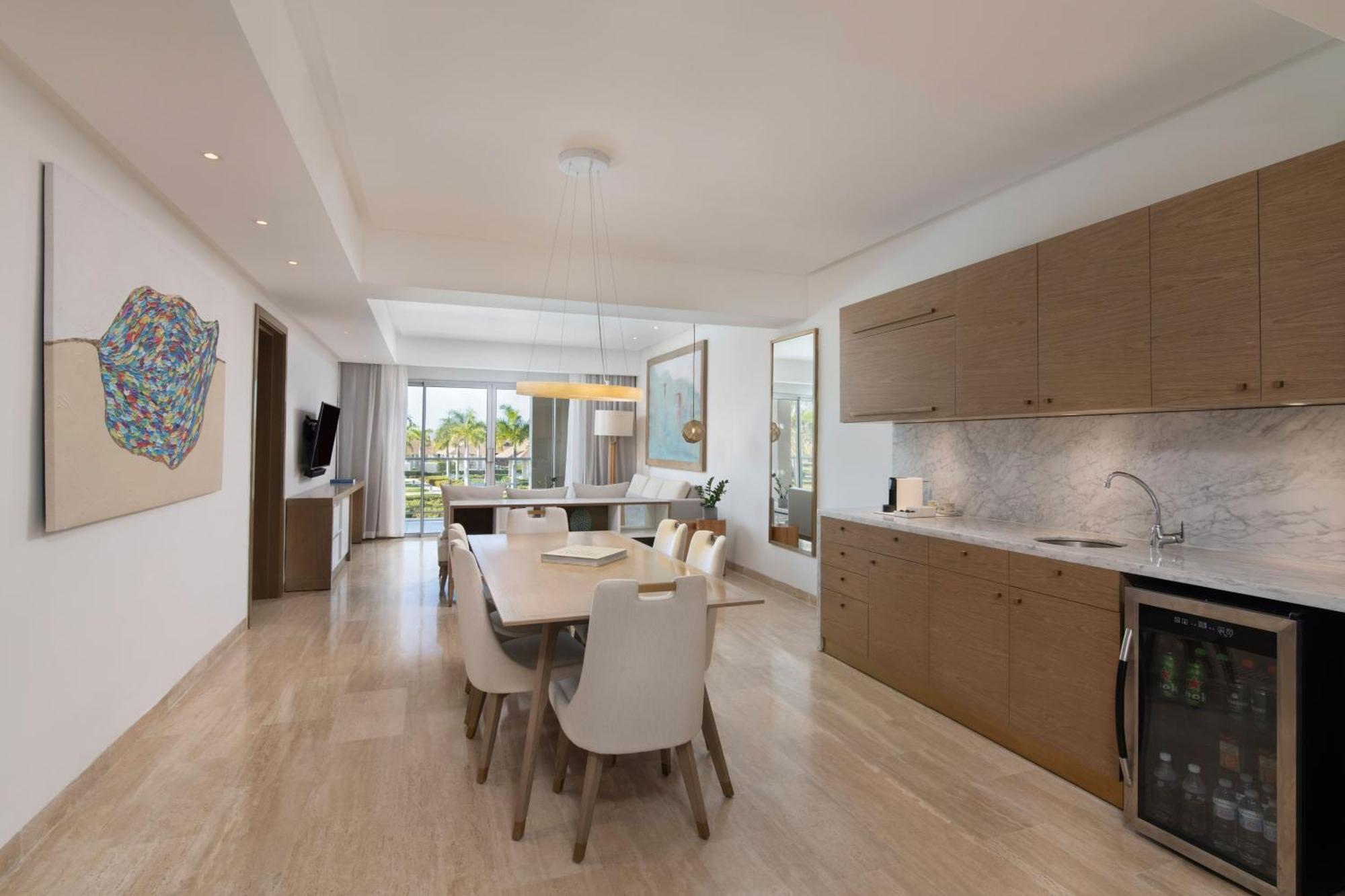 Family Concierge Master Suite